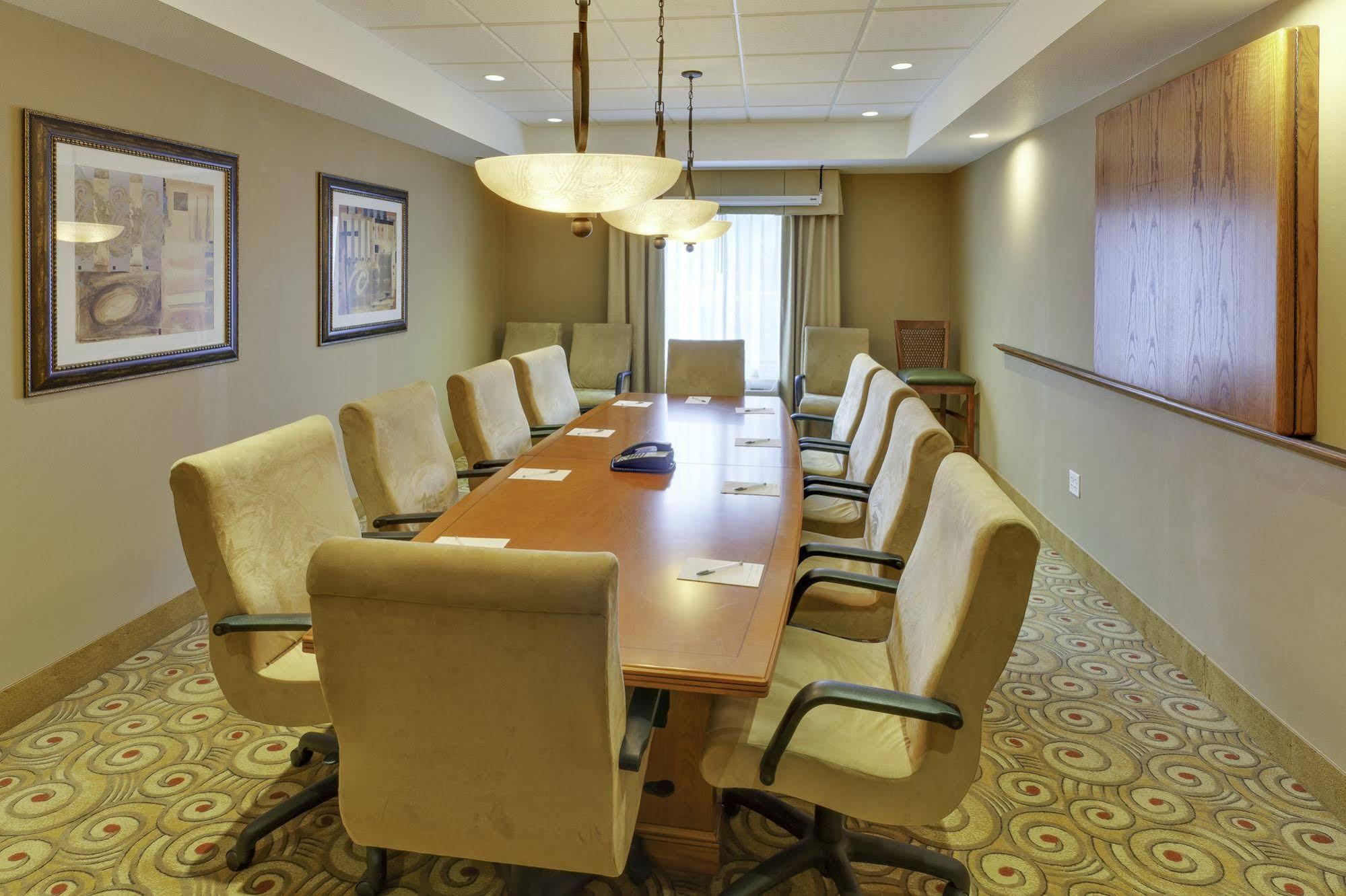 Hampton Inn & Suites Windsor-Sonoma Wine Country Bagian luar foto