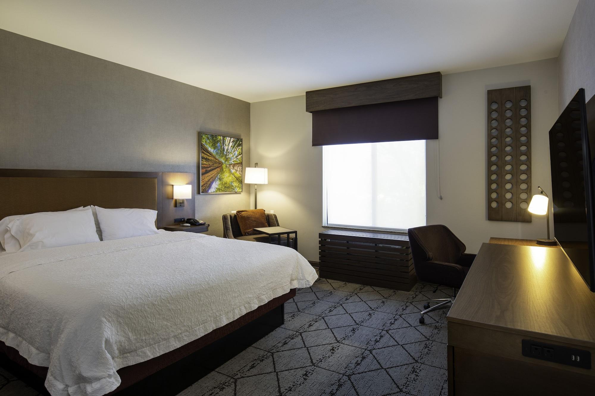 Hampton Inn & Suites Windsor-Sonoma Wine Country Bagian luar foto
