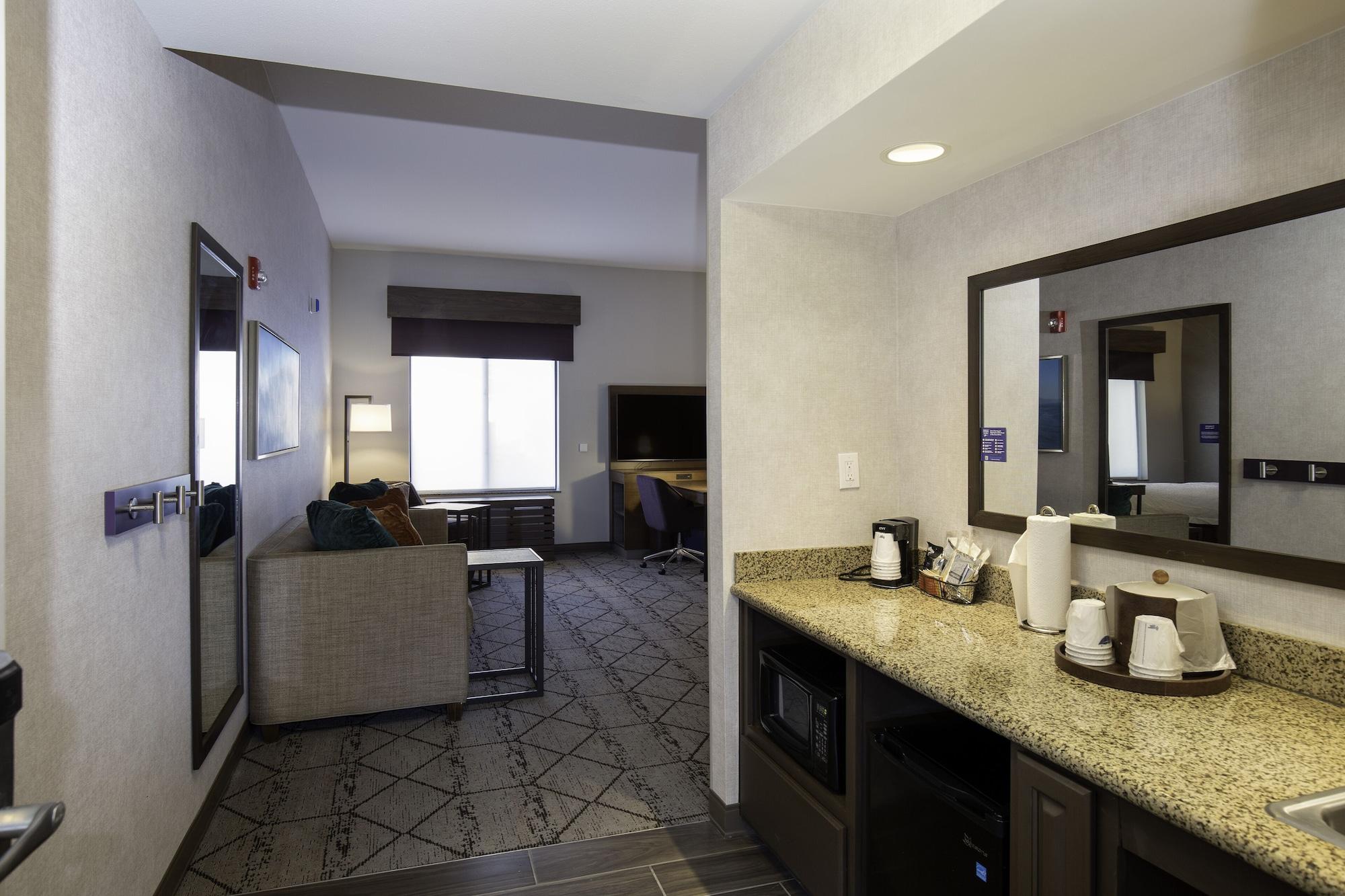 Hampton Inn & Suites Windsor-Sonoma Wine Country Bagian luar foto