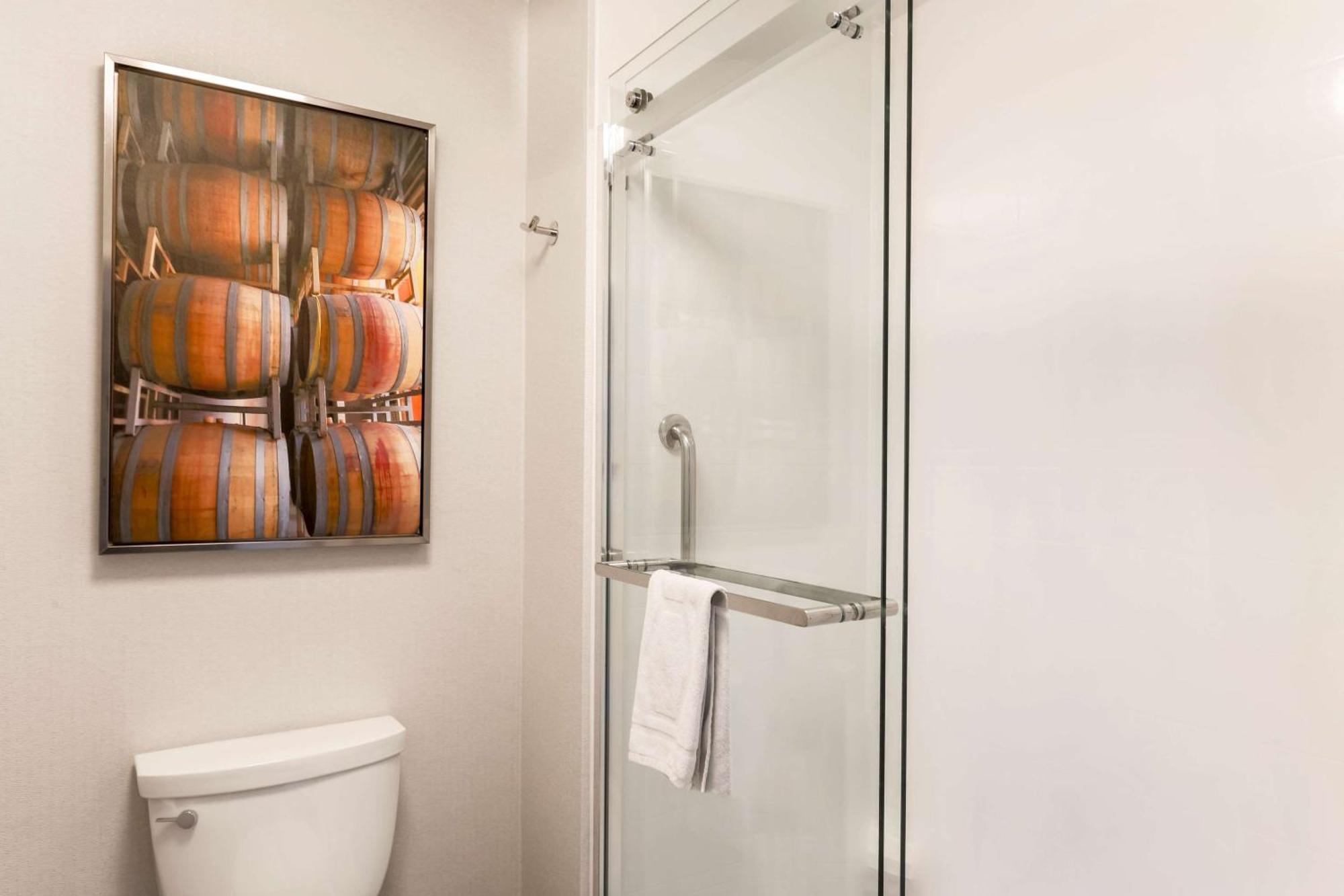 Hampton Inn & Suites Windsor-Sonoma Wine Country Bagian luar foto