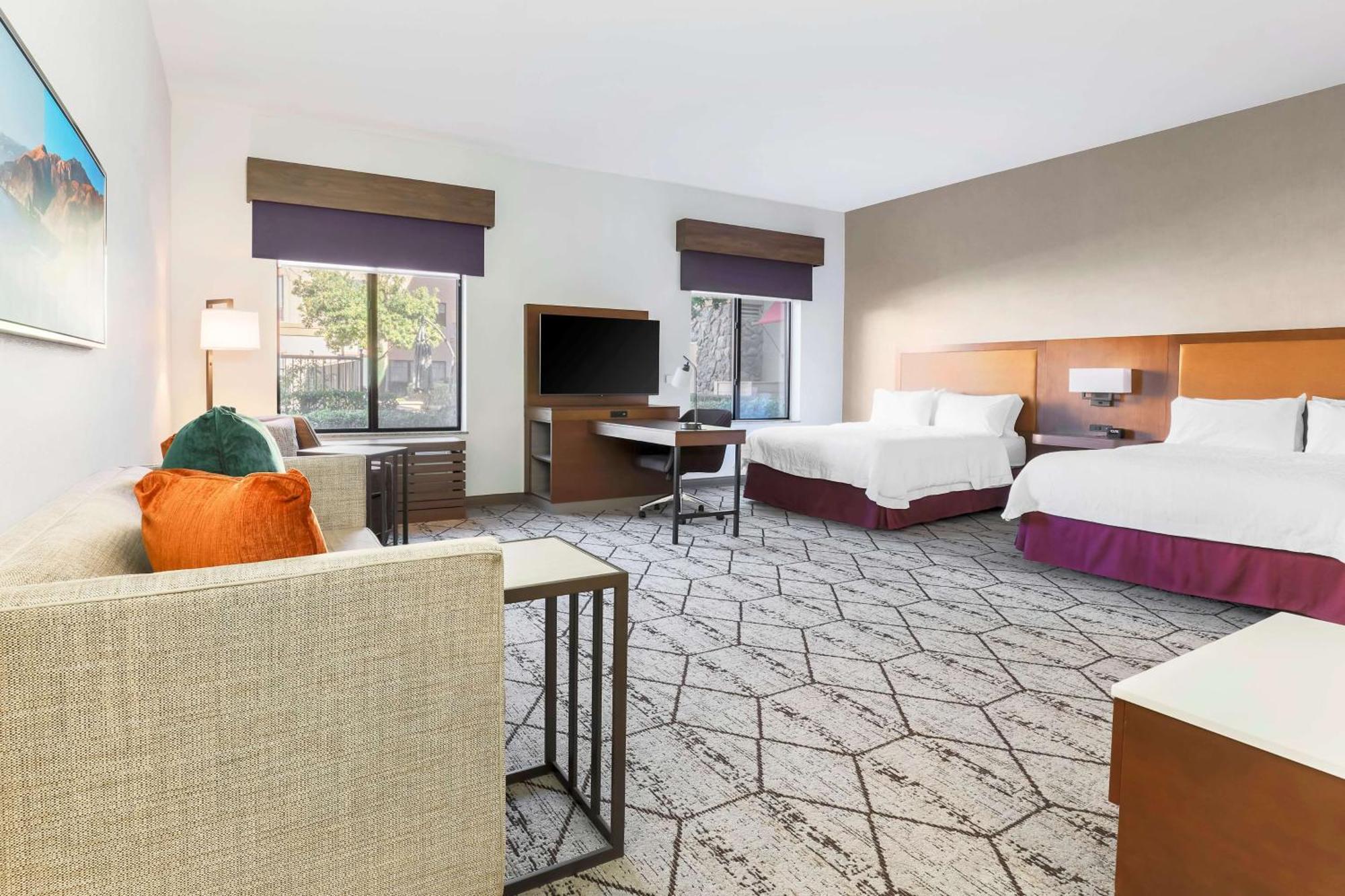 Hampton Inn & Suites Windsor-Sonoma Wine Country Bagian luar foto