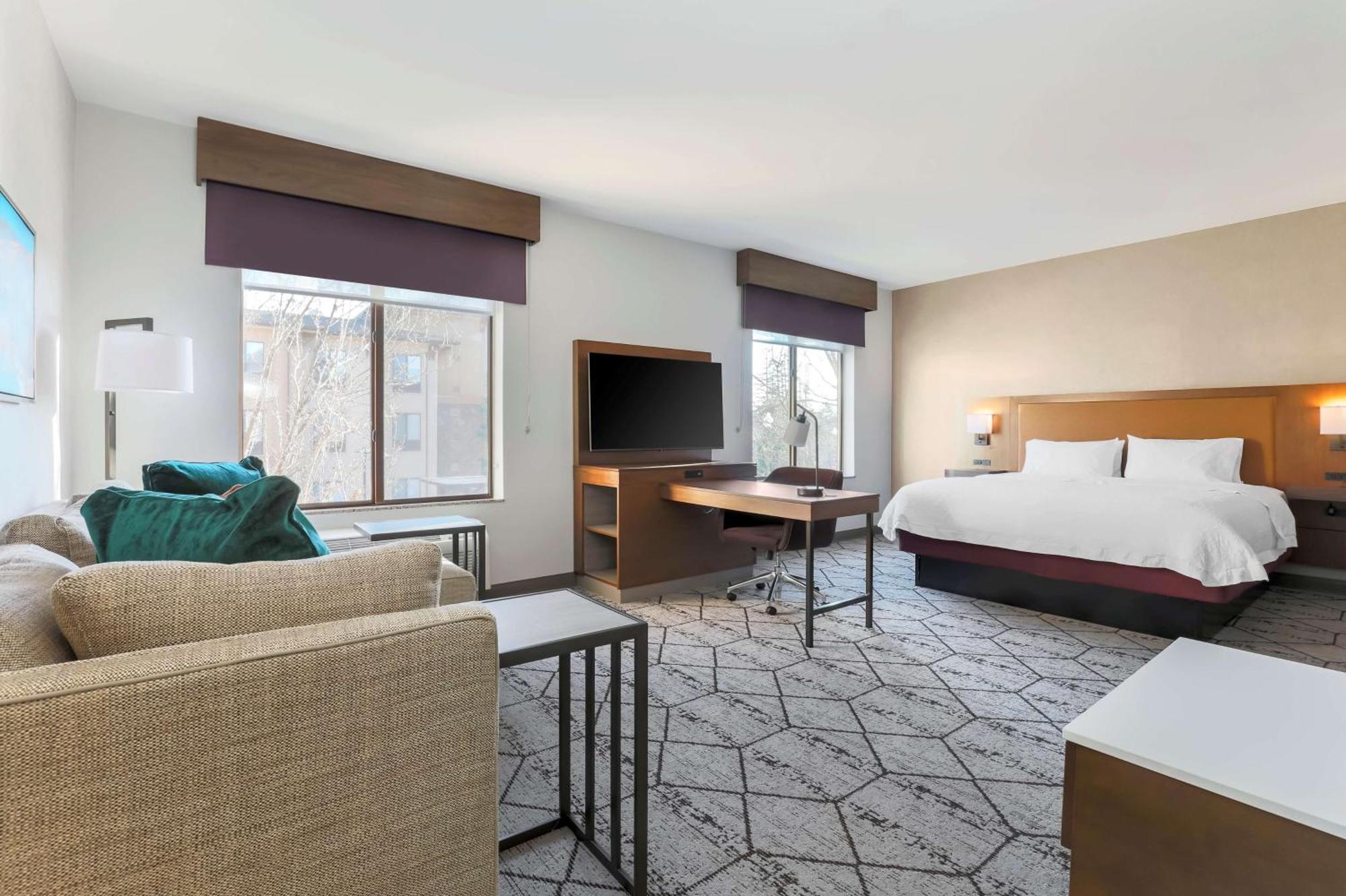 Hampton Inn & Suites Windsor-Sonoma Wine Country Bagian luar foto