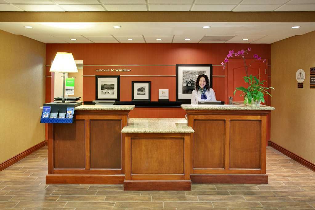 Hampton Inn & Suites Windsor-Sonoma Wine Country Interior foto